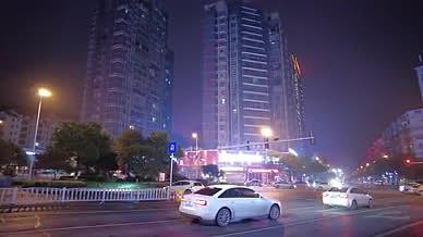 湖南郴州万豪酒店夜景动感车流实拍视频视频的预览图
